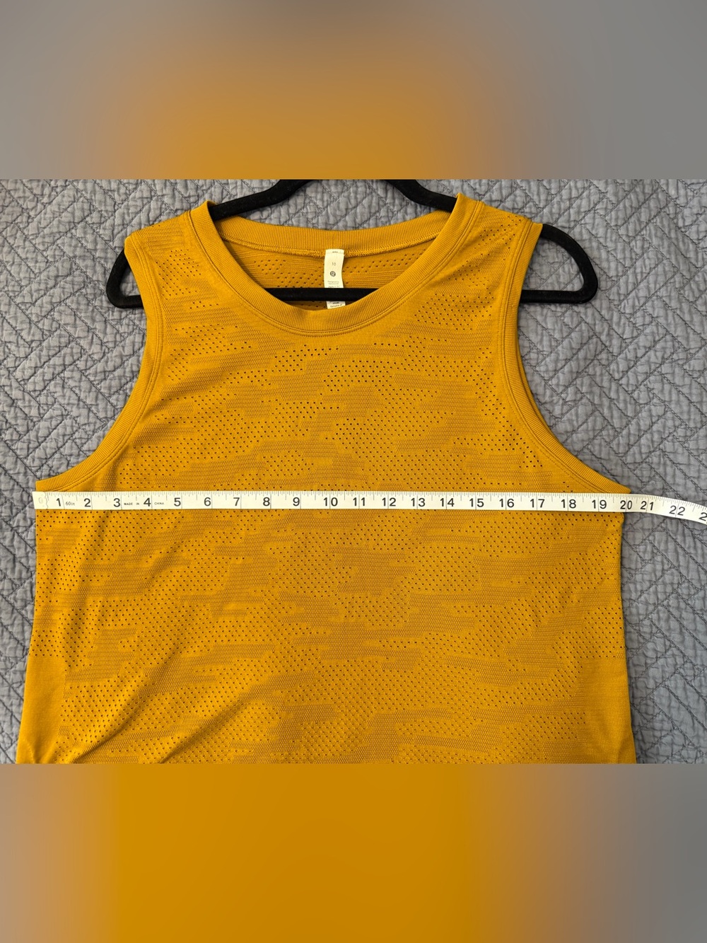 Lululemon Train to Be Tank Top Size 10 - Picture 7 of 11